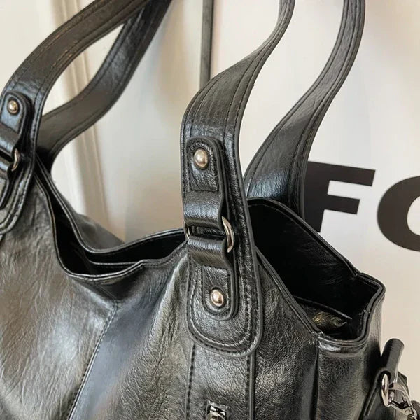 Victoria - Leather Shoulder Bag