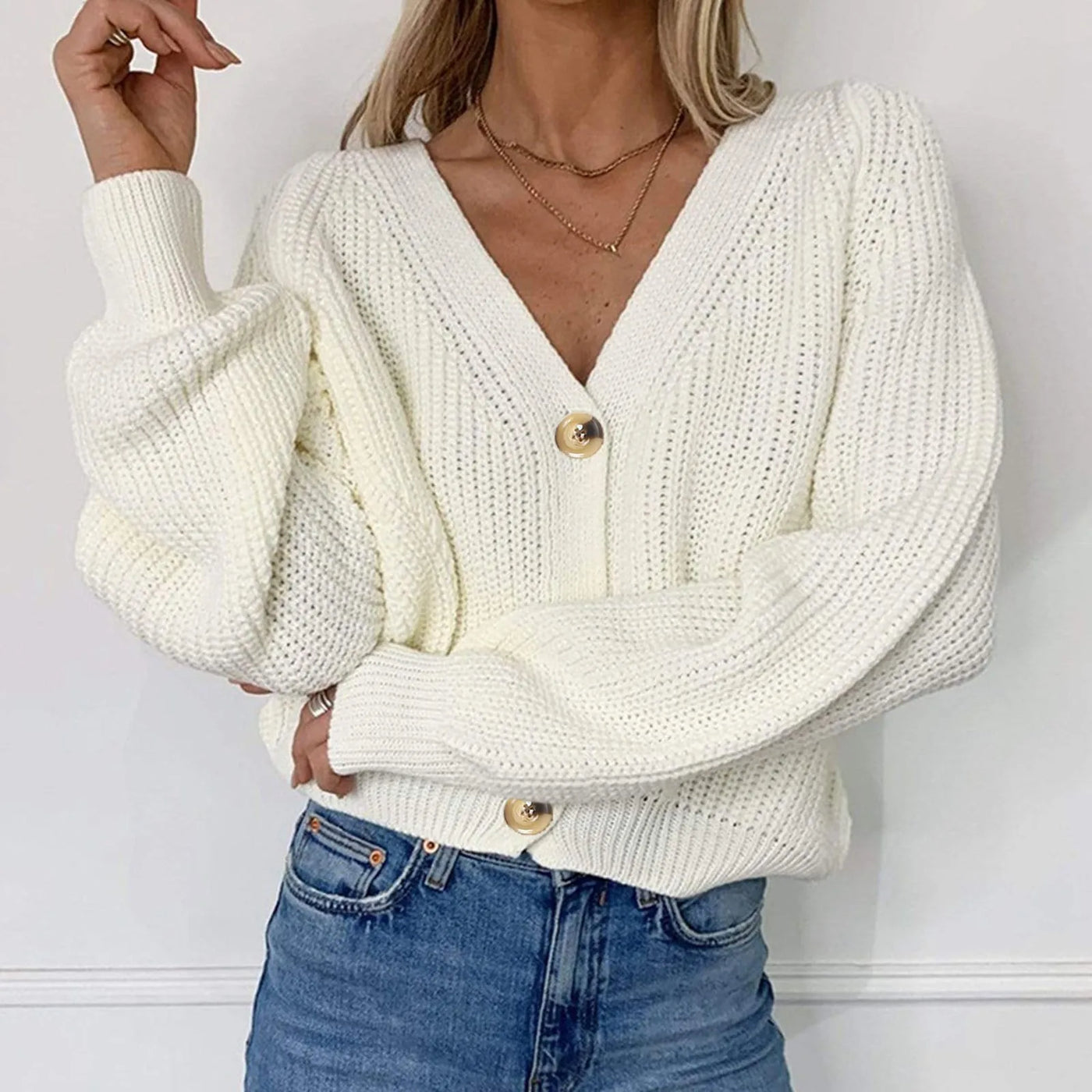 ALEXANDRA | V-NECK KNITTED CARDIGAN